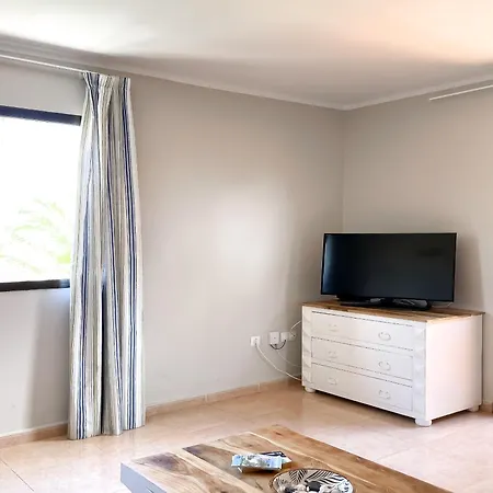 B-rent Casa Angela Pool View Corralejo