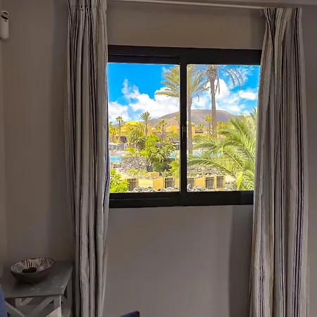 B-rent Casa Angela Pool View * Corralejo