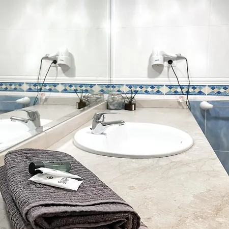 Daire B-rent Casa Angela Pool View *