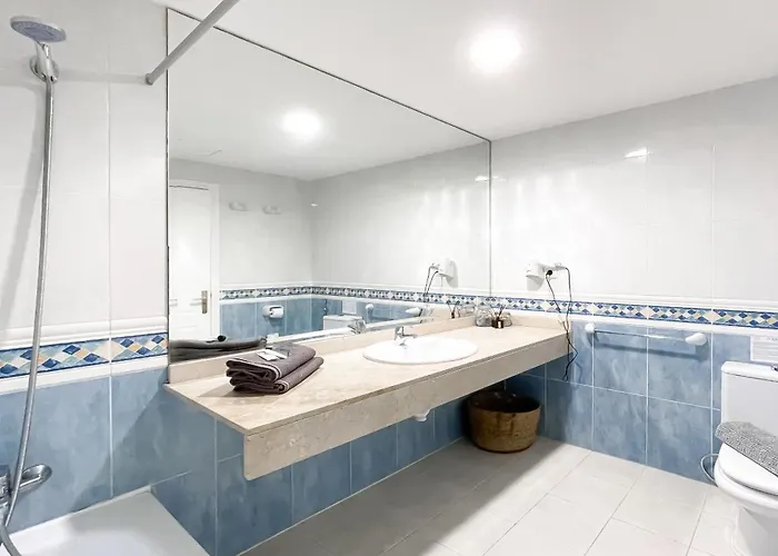 B-rent Casa Angela Pool View דירה קורלחו