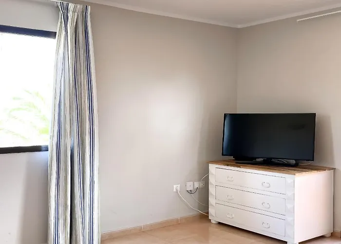 B-rent Casa Angela Pool View קורלחו