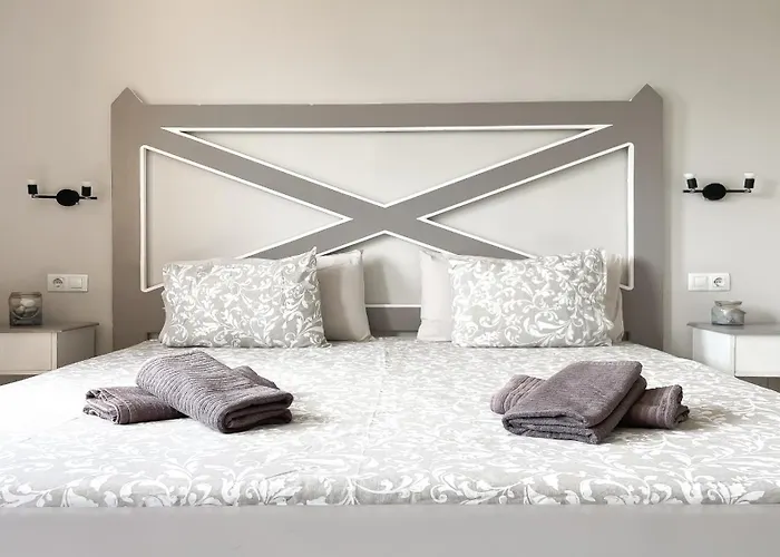 B-rent Casa Angela Pool View דירה *