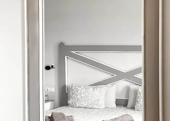 B-rent Casa Angela Pool View קורלחו