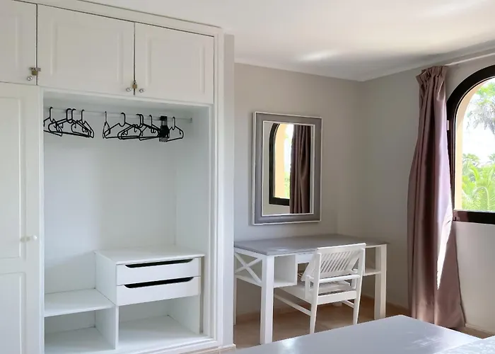 B-rent Casa Angela Pool View דירה