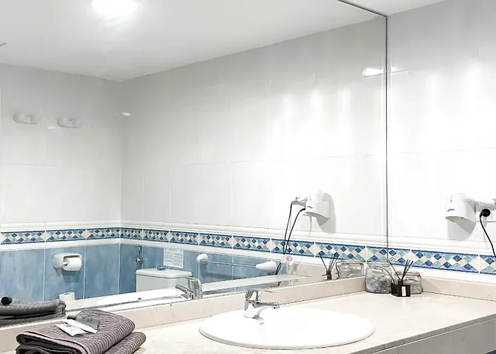 B-rent Casa Angela Pool View * קורלחו