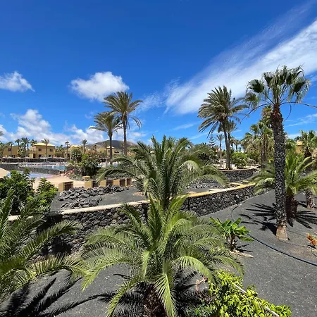 B-rent Casa Angela Pool View Apartment Corralejo
