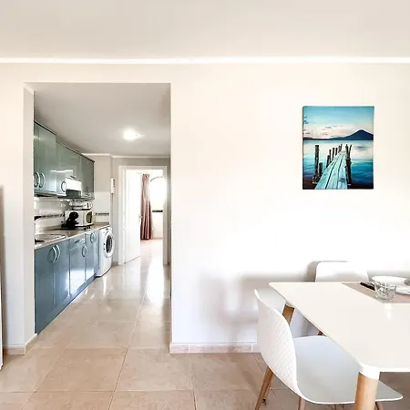 B-rent Casa Angela Pool View Apartment Corralejo