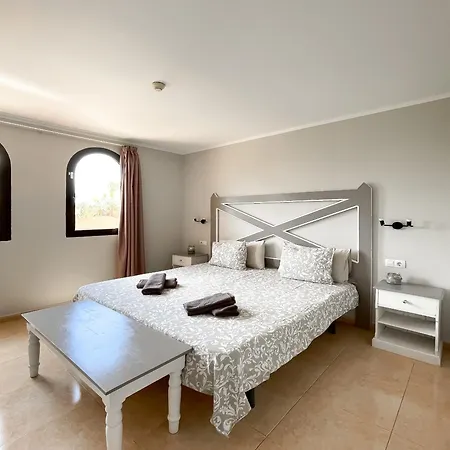B-rent Casa Angela Pool View * Corralejo