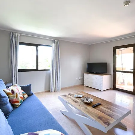 B-rent Casa Angela Pool View