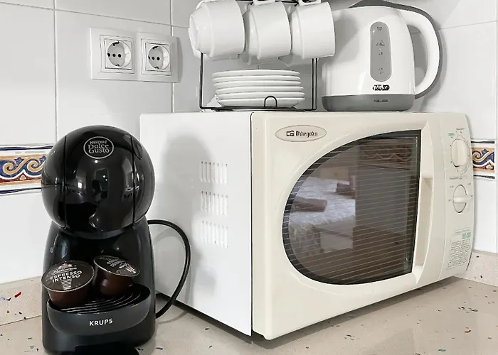 B-rent Casa Angela Pool View *